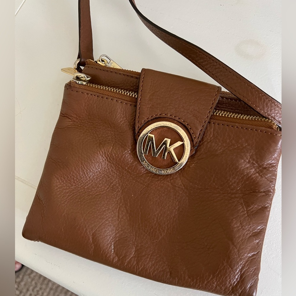 Michael Kors Fulton Crossbody